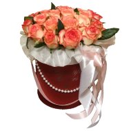 Розы Джумилия в коробке